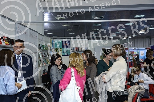 On the fourth day of the 65th International Book Fair at the Belgrade Fair, a meeting was held with Daria Bignardi, an Italian presenter, journalist (RAI, Vanity Fair) and writer, who is in conversation with the director of the Italian Institute of C