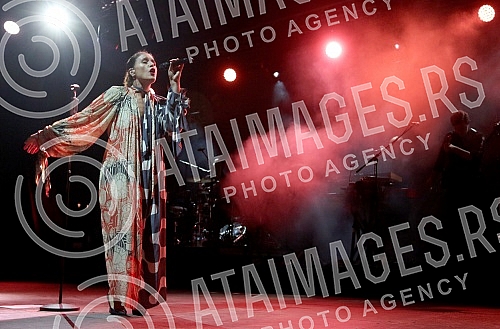 Concert of english singer Jessie Ware held on Kalemegdan fortress.Koncert britanske pevacice Dzesi Var (Jessie Ware) odrzan na Kalemegdanskoj tvrdjavi.
