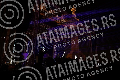 The long-awaited Matinée Fest will host the world's biggest stars of the electronic music scene from August 26 to 28, at the Kalemegdan Fortress, near Pobednik. Dugo ocekivani festival Matinée Fest od 26. do 28. avgusta ugostice najvece svetske zve