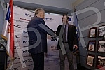 At the Republic Bureau of Statistics, representatives of the EU Delegation to Serbia handed over to the director of the Bureau Miladin Kovacevic the keys to 18 cars donated by the EU.U Republickom zavodu za statistiku predstavnici Delegacije EU u S