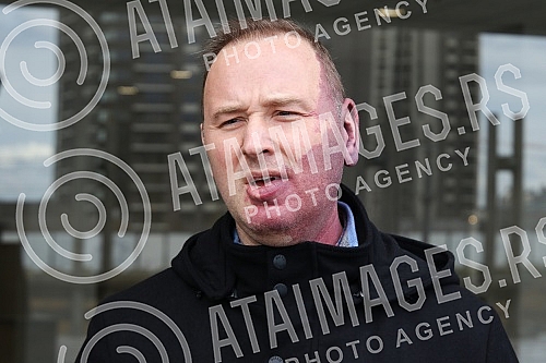 The Belgrade High Court handed down a first-instance verdict to two former police officers accused of revealing official secrets regarding their activities during the visit of then-Serbian Prime Minister Aleksandar Vucic to Potocari in July 2015 when