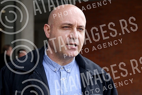 The Belgrade High Court handed down a first-instance verdict to two former police officers accused of revealing official secrets regarding their activities during the visit of then-Serbian Prime Minister Aleksandar Vucic to Potocari in July 2015 when