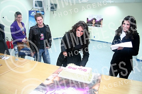 Concert latino star Anahi (Anahi Giovanna Puente Portilla) as part of a tour that promotes a special re-release of their first album 