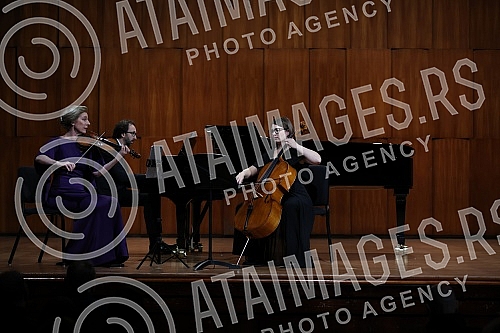 The American violinist Elizabeth Pitcairn performed in the Great Hall of the Kolarce Endowment, and the audience in Serbia had the opportunity to hear for the first time the sounds of one of the most famous and expensive violins in the world, the Red