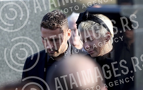 Funeral of Divna Karleusa held on Beanijsko cemetary.Sahrana povodom smrti Divne Karleuse odrzana na Bezanijskom groblju.