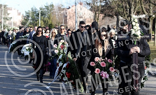 Funeral of Divna Karleusa held on Beanijsko cemetary.Sahrana povodom smrti Divne Karleuse odrzana na Bezanijskom groblju.