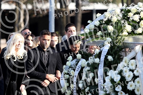 Funeral of Divna Karleusa held on Beanijsko cemetary.Sahrana povodom smrti Divne Karleuse odrzana na Bezanijskom groblju.