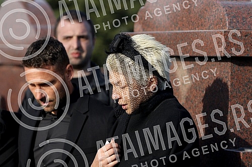Funeral of Divna Karleusa held on Beanijsko cemetary.Sahrana povodom smrti Divne Karleuse odrzana na Bezanijskom groblju.