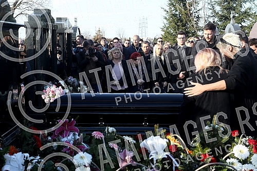 Funeral of Divna Karleusa held on Beanijsko cemetary.Sahrana povodom smrti Divne Karleuse odrzana na Bezanijskom groblju.