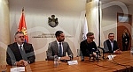 Marko Cadez, predsednik Privredne komore Srbije i Vanja Udovicic, ministar omladine i sporta potpisali su sporazum u cilju unapredjenja saradnje izmedju organizacija u oblasti sporta i privrede, a sve u cilju podizanja performansi domace privrede i d