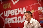 Goal scorer Aleksandar Pesic signed a three-year contract, with the possibility of extending the cooperation for another year, with Crvena Zvezda and expressed great satisfaction about returning to his home.Golgeter Aleksandar Pesic je potpisao tro