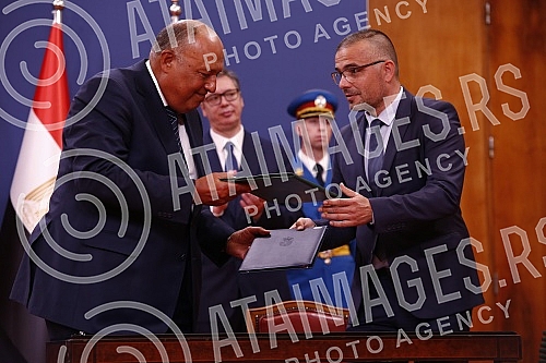 The Minister of Agriculture, Water Management and Forestry Branislav Nedimovic signed with Samih Sukri a Memorandum of Understanding between the governments of the two countries in cooperation in the field of agriculture.Ministar poljoprivrede, vod