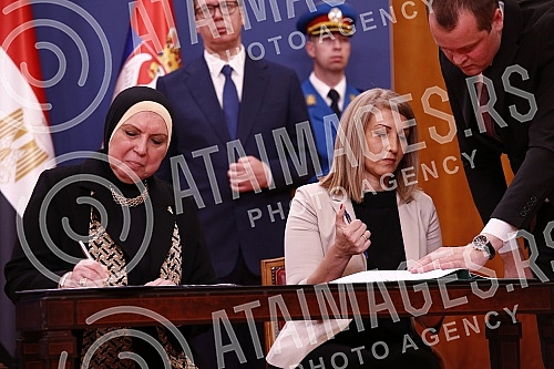 The Director of the Institute for Standardization of Serbia Tatjana Bojanic and the Egyptian Minister of Trade and Industry Nevin Gamea signed a Memorandum of Understanding between the Institute for Standardization of Serbia (ISS) and the Egyptian Or
