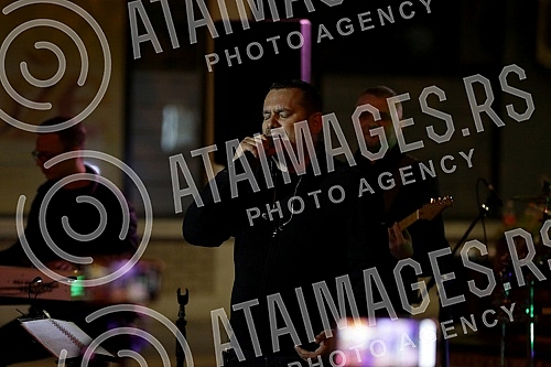 Singer Pedja Medenica held a 