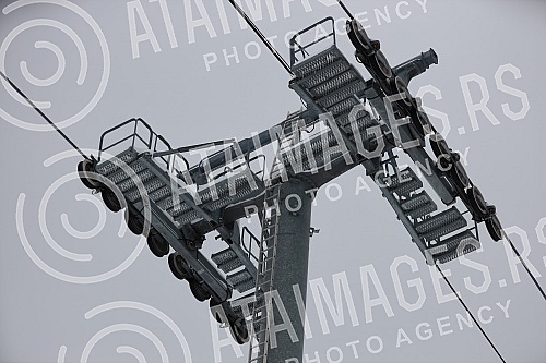 Gold gondola Zlatibor is the longest panoramic gondola in the world.Gold gondola Zlatibor najduza je panoramska gondola na svetu.