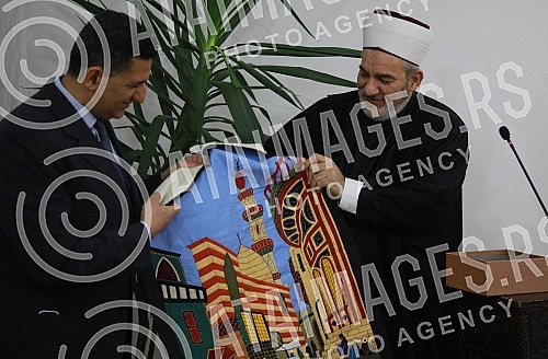 The Embassy of Egypt organized the exhibition 