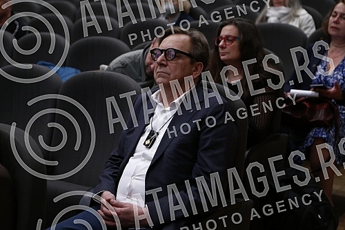 The commemoration of actress Snezana Niksic was held at the Yugoslav Cinematheque.Komemoracija glumici Snezani Niksic odrzana je u Jugoslovenskoj Kinoteci.