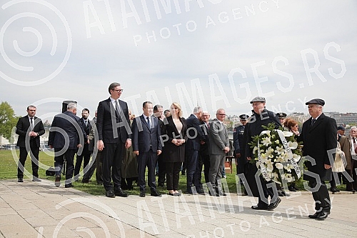 A state ceremony dedicated to the National Day of Remembrance of the Republic of Serbia for the victims of the Holocaust, genocide and other victims of fascism was held on the Coast of Jasenovac Victims.Drzavna ceremonija posvecena obelezavanju nac