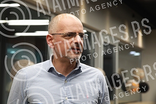 A meeting of the Club of Cities and Municipalities was held in NALED Lab.U NALED labu je odrzana sednica Kluba gradova i opstina.