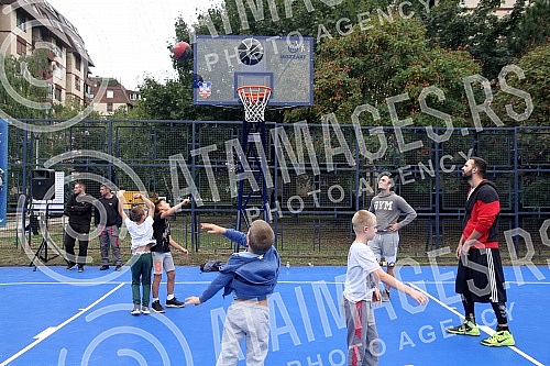Opening of the renovated terrain for basketball 