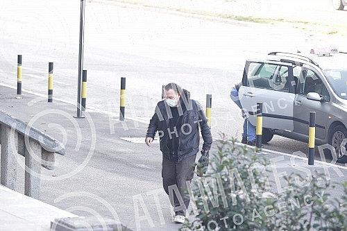 The trial of actor Branko Bane Vidakovic on charges of unauthorized possession of drugs for personal use has begun at the Belgrade High court. U Visem sudu u Beogradu  pocelo sudjenje glumcu Branku Vidakovicu  povodom optuzbi za neovlasceno drzanje