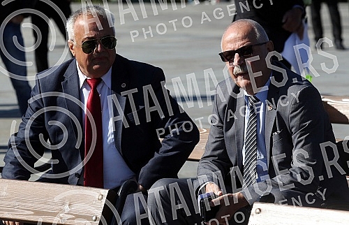 The Jajinci Memorial Park marked the Day of Remembrance for the suffering of Serbs, Roma and Jews at that site in the Second World War, and the state commemorative ceremony was led by Prime Minister Ana Brnabic.U Spomen-parku Jajinci obelezen je Da