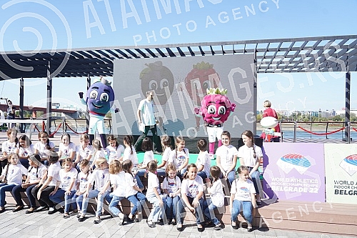 In front of the Gallery Shopping Center in Belgrade on the water, a promotion and presentation of the mascots of the World Athletics Championships was held in the Belgrade22 hall - Malina Li and Sljivan Iv.Ispred Trznog centra Galerija na Beogradu 