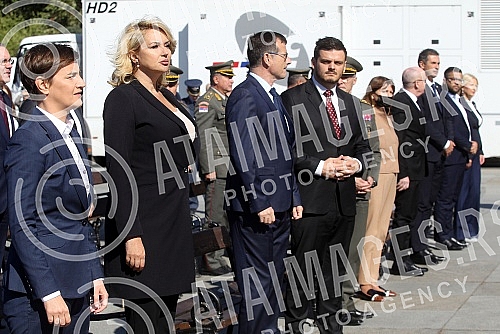 The Jajinci Memorial Park marked the Day of Remembrance for the suffering of Serbs, Roma and Jews at that site in the Second World War, and the state commemorative ceremony was led by Prime Minister Ana Brnabic.U Spomen-parku Jajinci obelezen je Da