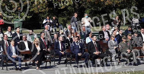 The Jajinci Memorial Park marked the Day of Remembrance for the suffering of Serbs, Roma and Jews at that site in the Second World War, and the state commemorative ceremony was led by Prime Minister Ana Brnabic.U Spomen-parku Jajinci obelezen je Da