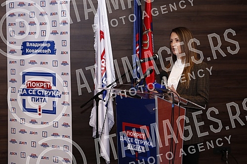 The movement Da se struka pita