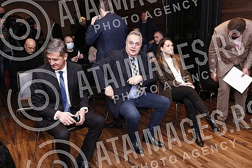 The movement Da se struka pita