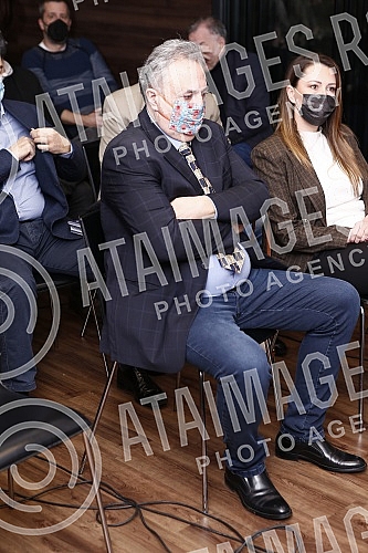 The movement Da se struka pita