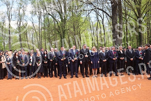 The Donja Gradina Memorial Area is marking the Day of Remembrance for the victims of the Ustasha crime - genocide in the Jasenovac concentration camp and its biggest start-up Donja Gradina, and the 77th anniversary of the breakthrough of the last Jas