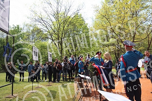 The Donja Gradina Memorial Area is marking the Day of Remembrance for the victims of the Ustasha crime - genocide in the Jasenovac concentration camp and its biggest start-up Donja Gradina, and the 77th anniversary of the breakthrough of the last Jas
