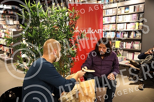 The most popular young writer from the former Yugoslavia, Muharem Bazdulj, promoted a new collection of stories 