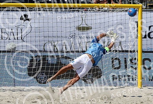 Euro Beach Soccer League 2017 tournament held in Belgrade. Game between France and Spain. Evropska Liga 2017 u fudbalu na pesku. Utakmica izmedju Francuske i Spanije. 