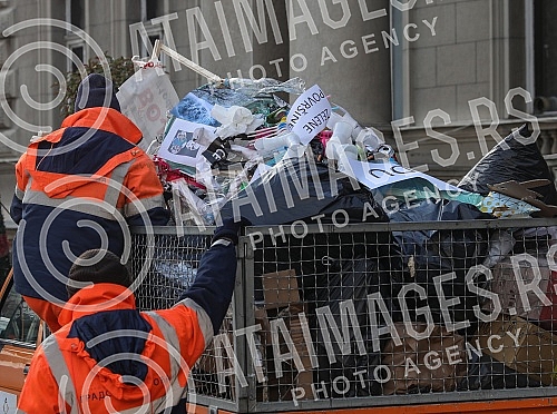 A Christmas tree decorated in front of the City assembly by activists of the One in five million movement, the let's defend Kosutnjak initiative, the New party and the Green party in the action 