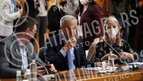 Business forum Serbia - Bahrain, where representatives of the Serbian economy had the opportunity to present the business of their companies and the potential for cooperation with businessmen from Bahrain.Poslovni forum Srbija  Bahrein, na kojem s