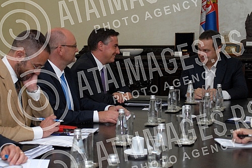Ivica Dacic - Ministar spoljnih poslova razgovarao je sa izvestiocem Evropskog parlamenta za Srbiju Dejvidom Mekalisterom.