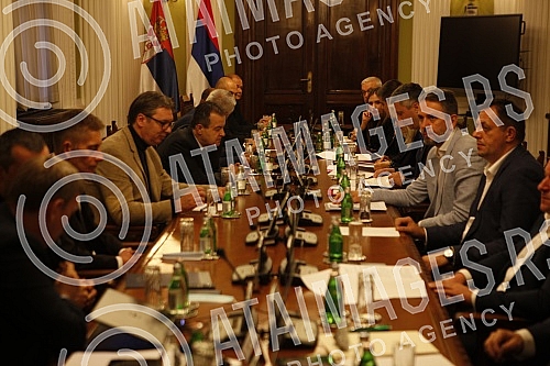 Working group for inter-party dialogue with representatives of parties without the mediation of foreigners held its 15th meeting in the Serbian Parliament.Radna grupa za medjustranacki dijalog sa predstavnicima stranaka bez posredovanja stranaca od