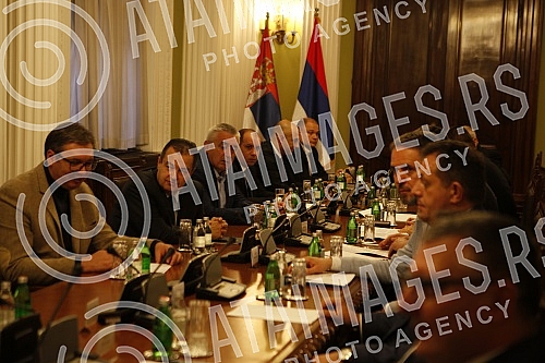 Working group for inter-party dialogue with representatives of parties without the mediation of foreigners held its 15th meeting in the Serbian Parliament.Radna grupa za medjustranacki dijalog sa predstavnicima stranaka bez posredovanja stranaca od