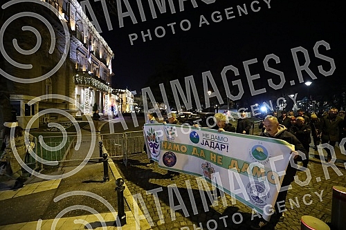 In front of the building of the Presidency, a protest initiative of the Start - Change and the Association of Environmental Organizations of Serbia with a request to permanently ban the exploration and exploitation of pine and lithium on the territor