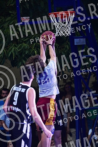 The Mozzart company's campaign 