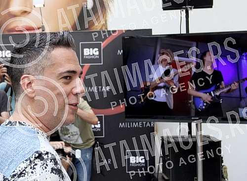 Promotion of new song and new spot 