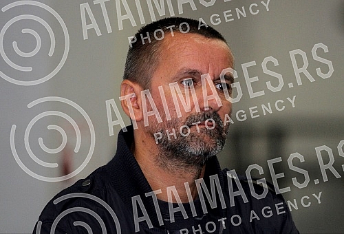 Konferencija za medije i promocija akcije Ispravi se i vezbaj odrzana u Kombank areni. Pokazivanje vezbi u teretani Kombank arene