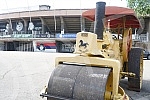 Partizan's steam roller, which was set up by fans in front of the south stand of the stadium in Humska yesterday morning, should be a symbol of the power of the football club and remind of the glorious days of history.Partizanov parni valjak kojeg 