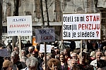Protest of pensioners and military pensioners because of pension cutsProtest penzionera i vojnih penzionera zbog smanjenja penzija.
