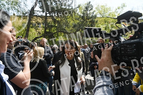 Vice President of the Party of Freedom and Justice Marinika Tepic on behalf of the Police Administration of Jagodina, where she will give a statement regarding the allegations of bribery of minors in Jagodina, for which she accused Dragan Markovic of