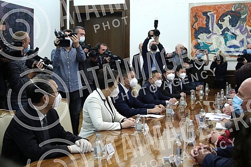 The President of the Republic of Serbia Aleksandar Vucic met with representatives of the Chinese construction company Power Construction Corporation of China Limited, and after the meeting a Commercial Agreement on the design and construction of the 