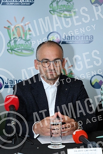 Press conference on the occasion of the Jahorina HOT Festival and the presentation of the summer offer of the Jahorina Olympic Center.Konferencija za medije povodom Jahorina HOT festivala i predstavljanja letnje ponude Olimpijskog centra Jahorina. 